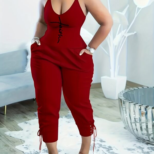 Macacão Sexy de Alças com Estampa Faith e Bolsos - Image 13