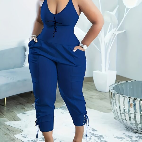Macacão Sexy de Alças com Estampa Faith e Bolsos - Image 14